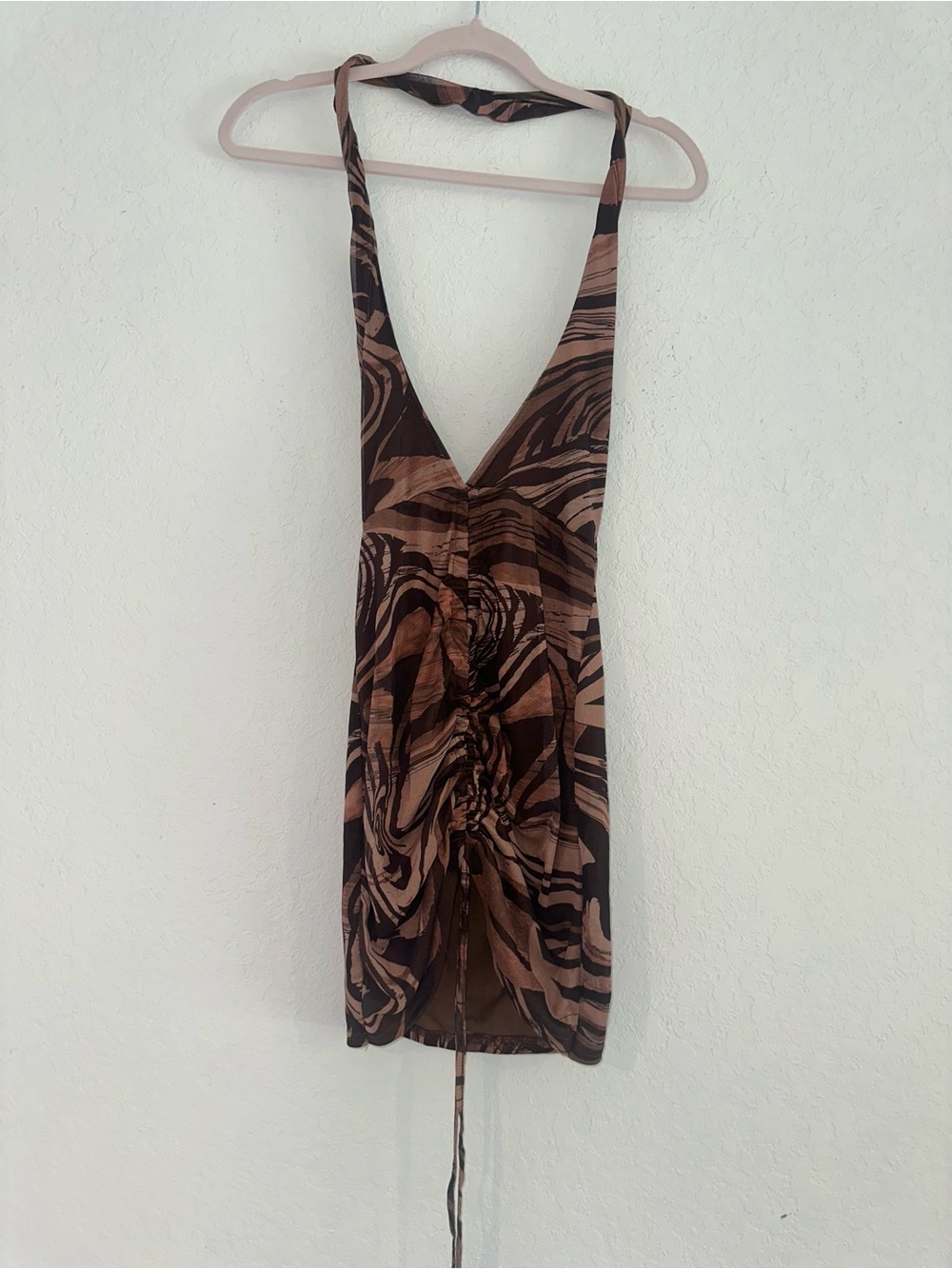 NEW PrettyLittleThing 4 Brown Swirl Mesh Halter Backless Bodycon Mini Dress